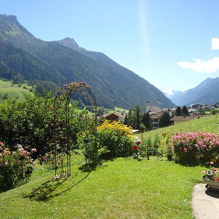 Hotel Josefinenhof Neustift im Stubaital Exterior foto