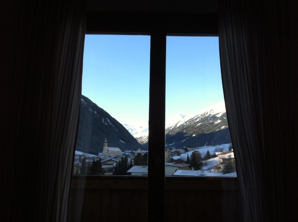 Hotel Josefinenhof Neustift im Stubaital Exterior foto